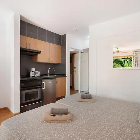 Geranios 88 דירה